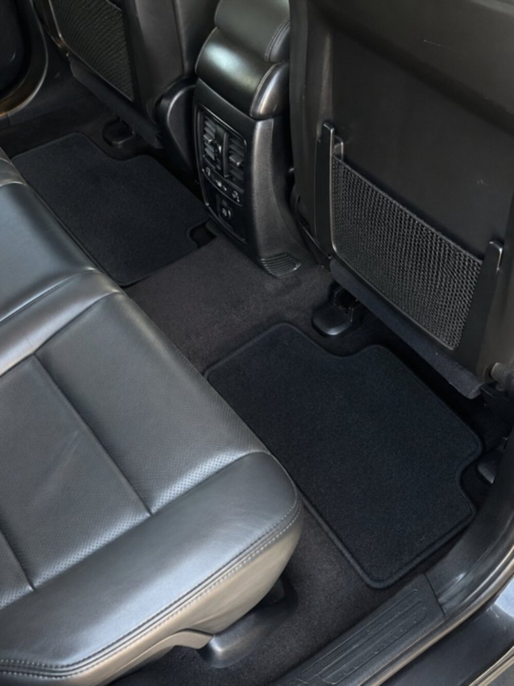 2017 Jeep Grand Cherokee Limited Black Carpet Rear Floor Mats 2-Piece